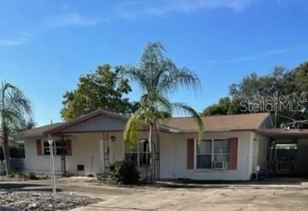 11198 69th Avenue Seminole FL 33772
