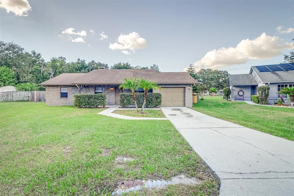 8050 Glenridge Loop W Lakeland FL 33809