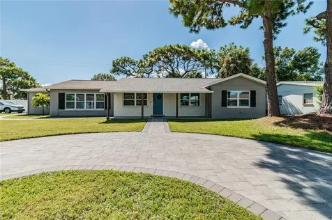 4402 W Bay Court Avenue Tampa FL 33611