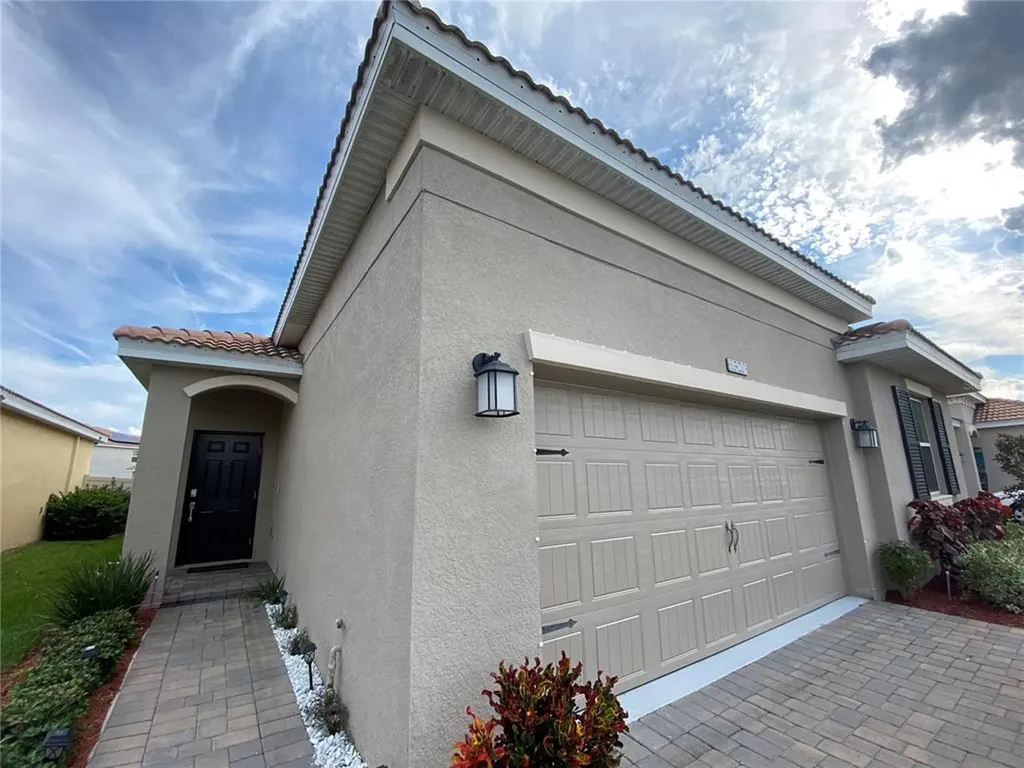 1320 Oak Crest Street Davenport FL 33837