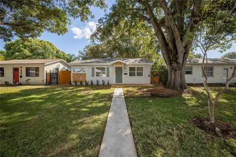 4126 7th Avenue N St Petersburg FL 33713
