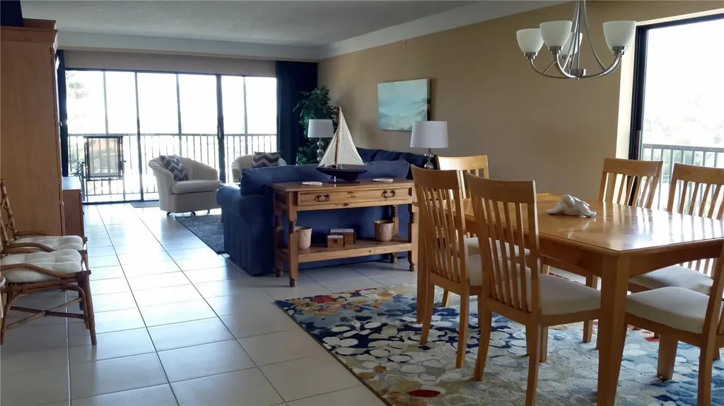 1001 Benjamin Franklin Drive Sarasota FL 34236