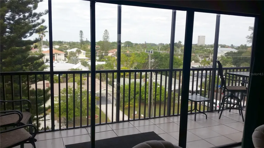 1001 Benjamin Franklin Drive Sarasota FL 34236