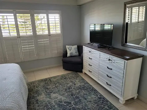 1001 Benjamin Franklin Drive Sarasota FL 34236