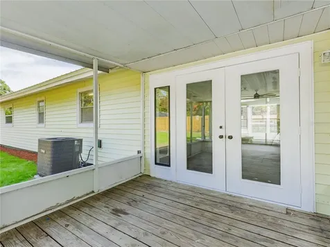 1822 SW 42nd Avenue Gainesville FL 32608