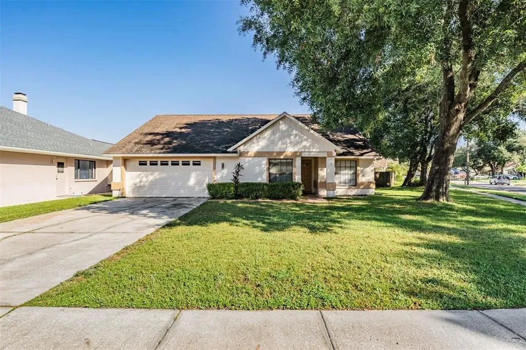 9516 Pebble Glen Avenue Tampa FL 33647