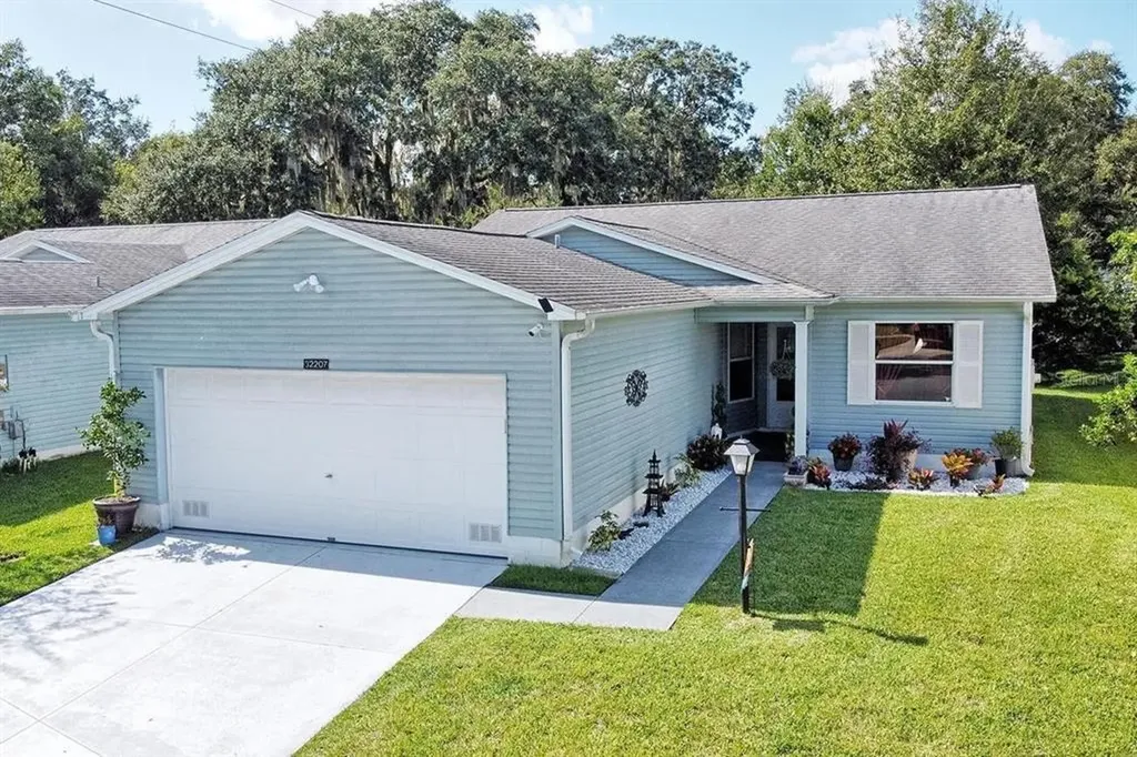 32207 Sweet Briar Court Leesburg FL 34748