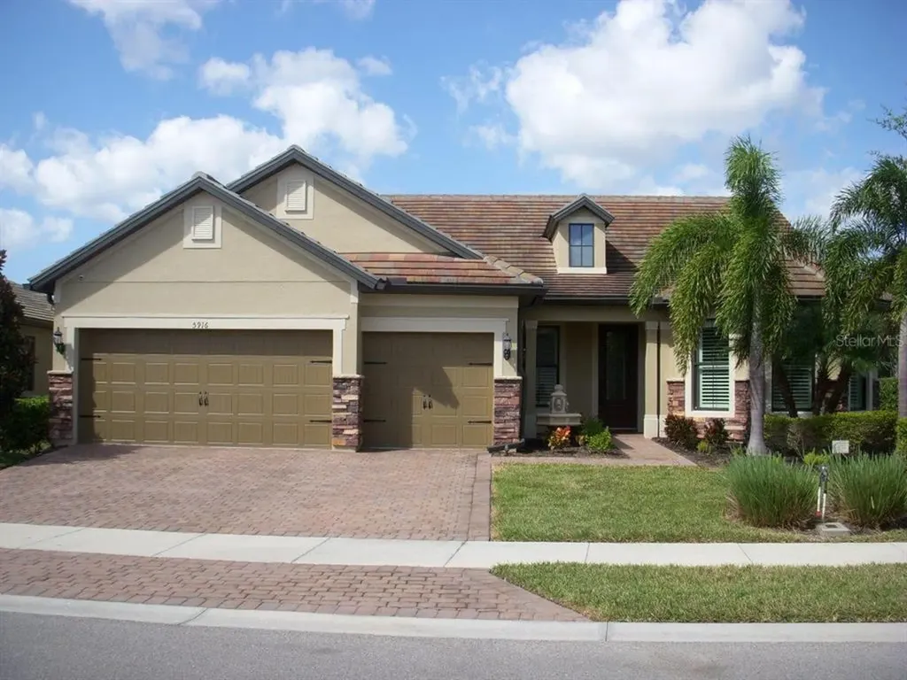 5916 Snowy Egret Drive Sarasota FL 34238