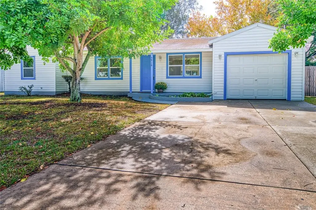 5916 17th Avenue N St Petersburg FL 33710