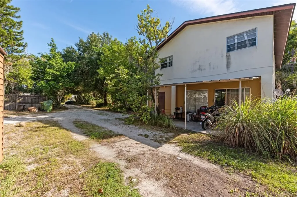 3052 Alta Vista Street Sarasota FL 34237