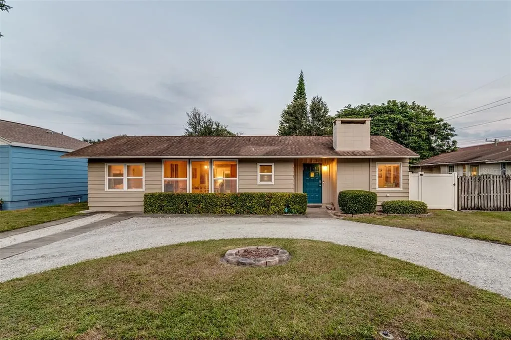 811 33rd Street Court W Bradenton FL 34205