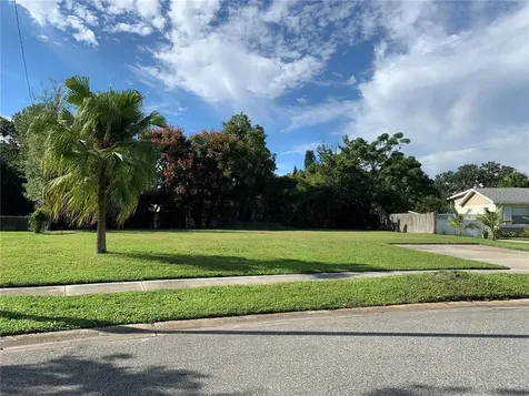 608 Powell Drive Altamonte Springs FL 32701