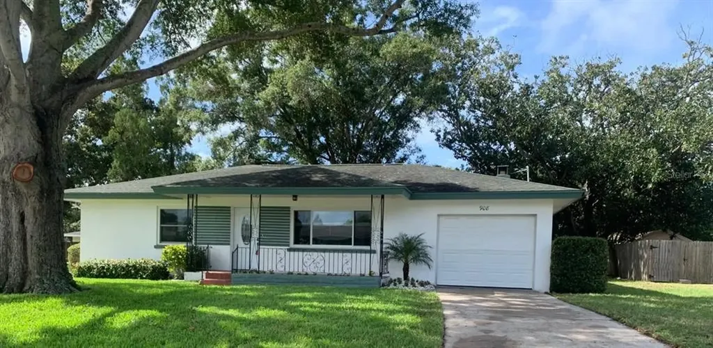 908 Woodley Road Clearwater FL 33764