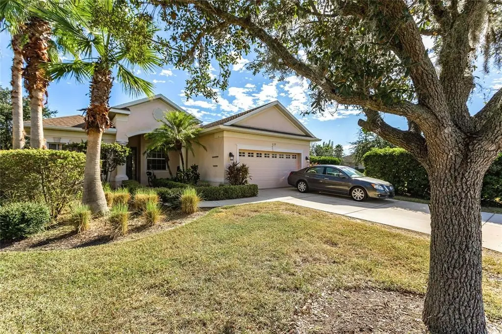 239 Dahlia Court Bradenton FL 34212