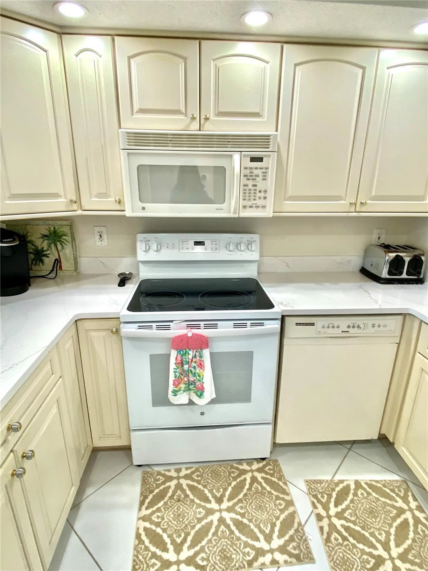 1001 Benjamin Franklin Drive Sarasota FL 34236