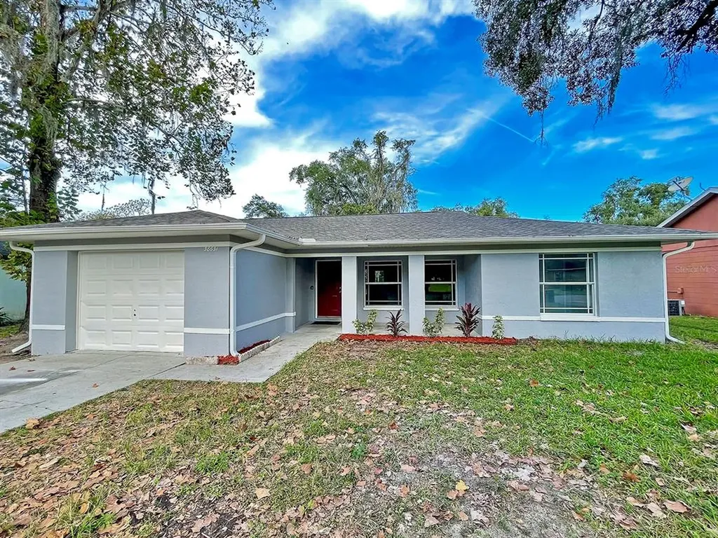 38631 Patti Lane Dade City FL 33523