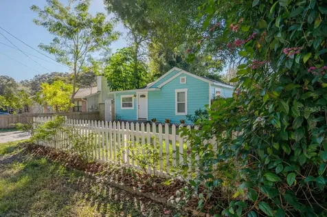 1809 E Diana Street Tampa FL 33610