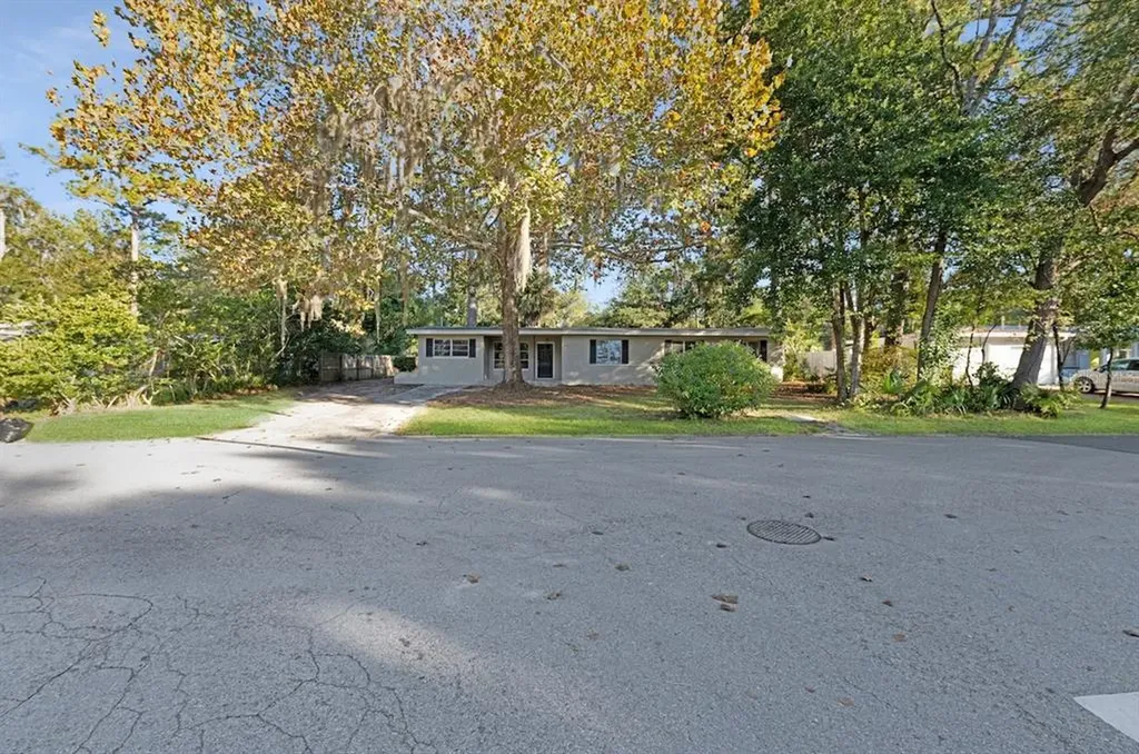 4048 NW 12th Avenue Gainesville FL 32605