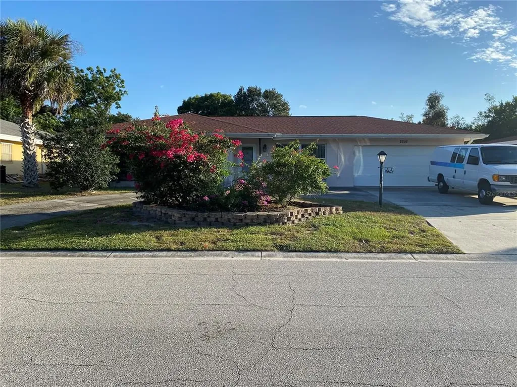 2316 Sunnyside Place Sarasota FL 34239