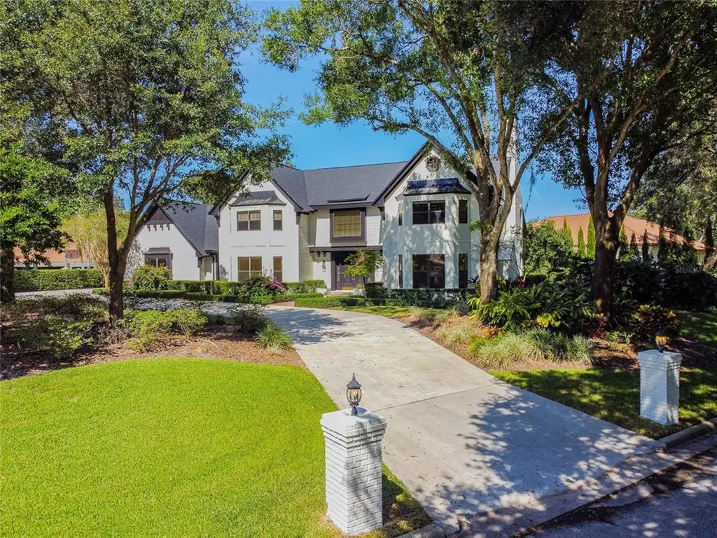 1001 Bajada De Avila Tampa FL 33613