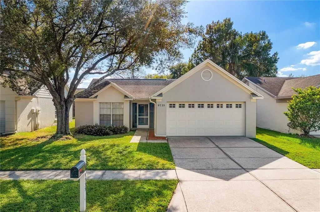 9735 Fox Hollow Road Tampa FL 33647