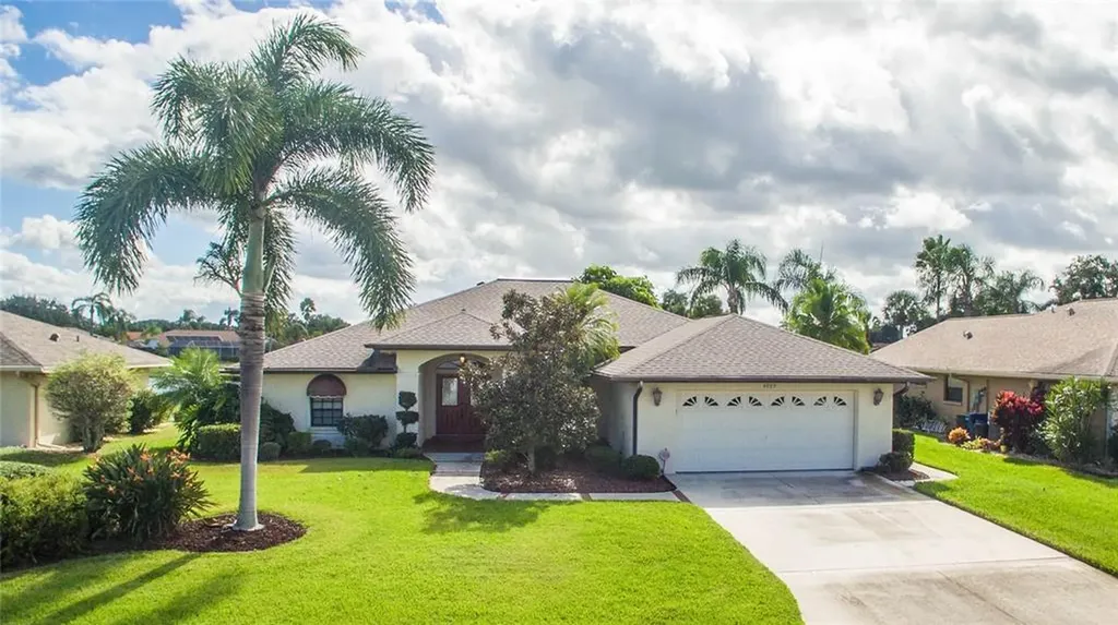 4929 Peridia Boulevard E Bradenton FL 34203