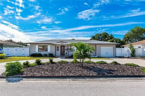 4042 27th Avenue N St Petersburg FL 33713