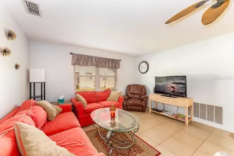 1015 Sorrento Woods Boulevard Nokomis FL 34275