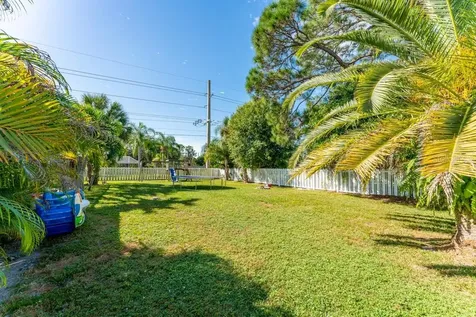 1015 Sorrento Woods Boulevard Nokomis FL 34275