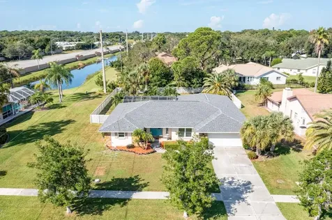 1015 Sorrento Woods Boulevard Nokomis FL 34275