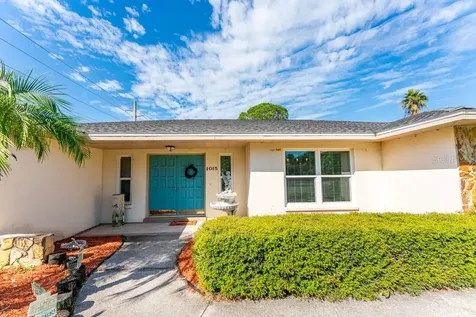 1015 Sorrento Woods Boulevard Nokomis FL 34275
