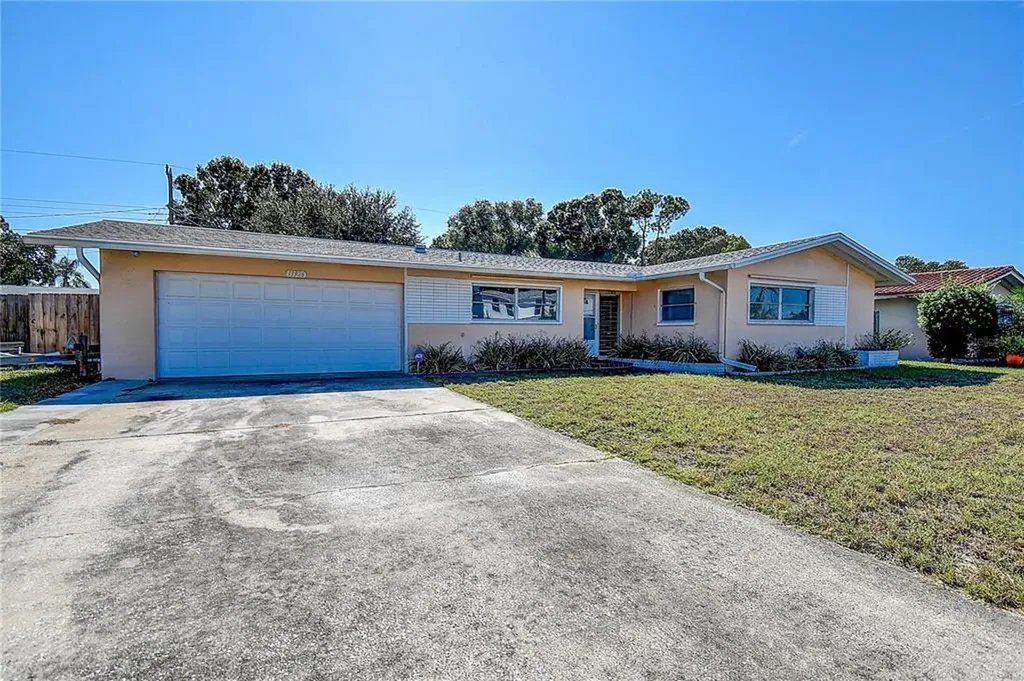 13926 Trinidad Drive Seminole FL 33776