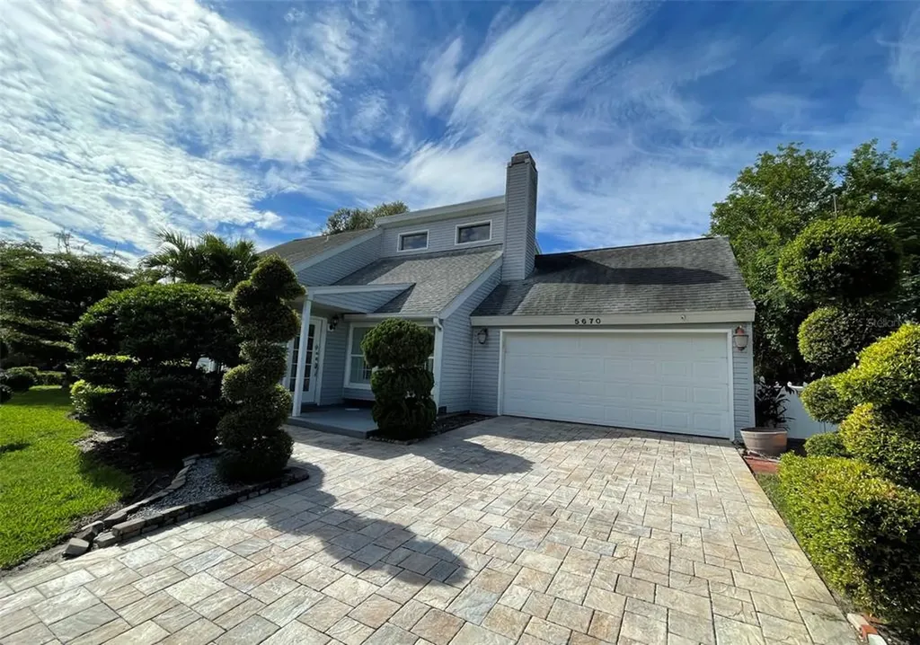 5670 Creekwood Drive Sarasota FL 34233