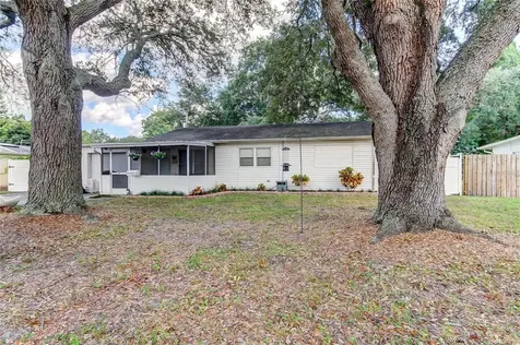 7213 Organdy Drive N St Petersburg FL 33702