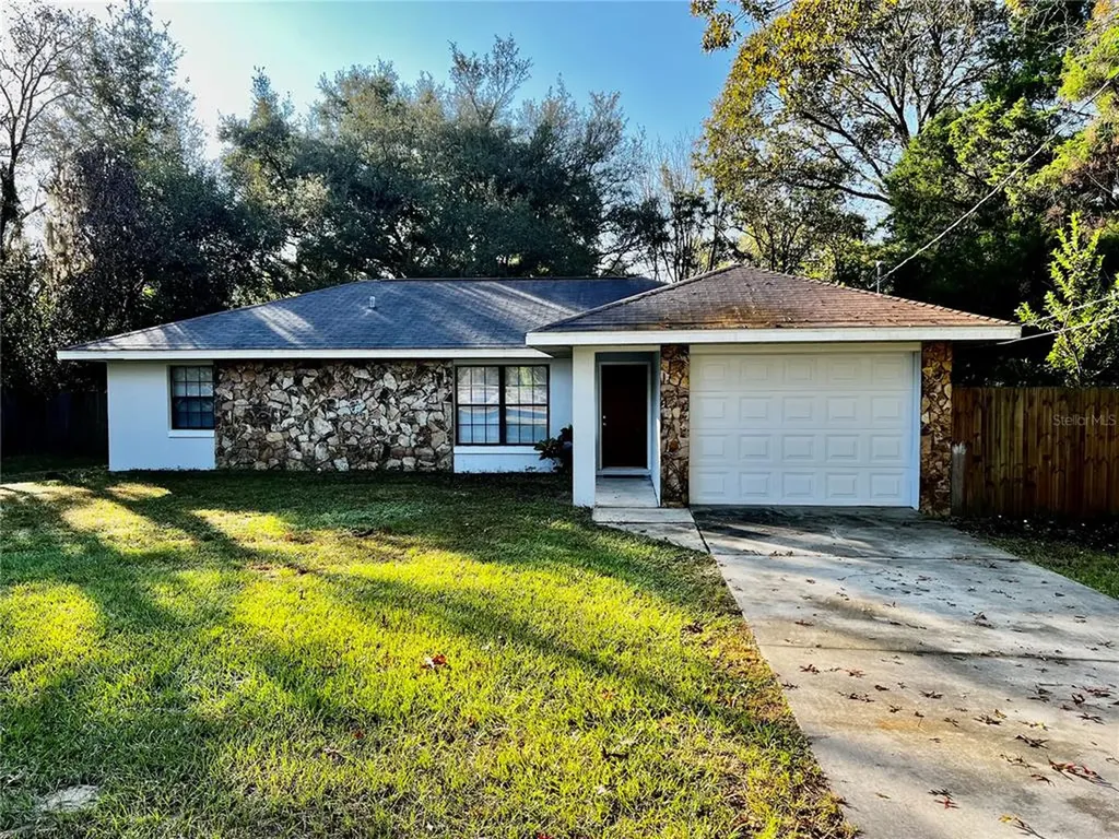 9394 SE 110th Street Road Belleview FL 34420
