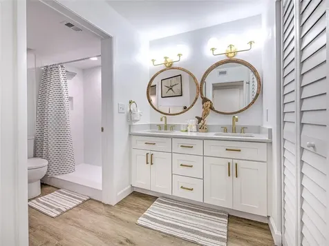 517 Bayport Way Longboat Key FL 34228