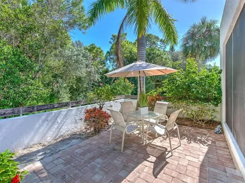 517 Bayport Way Longboat Key FL 34228