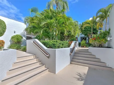 517 Bayport Way Longboat Key FL 34228