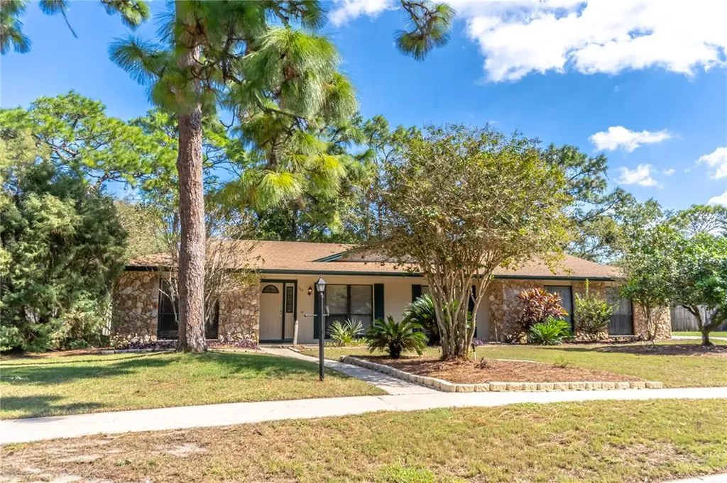 205 Royal Oaks Circle Longwood FL 32779