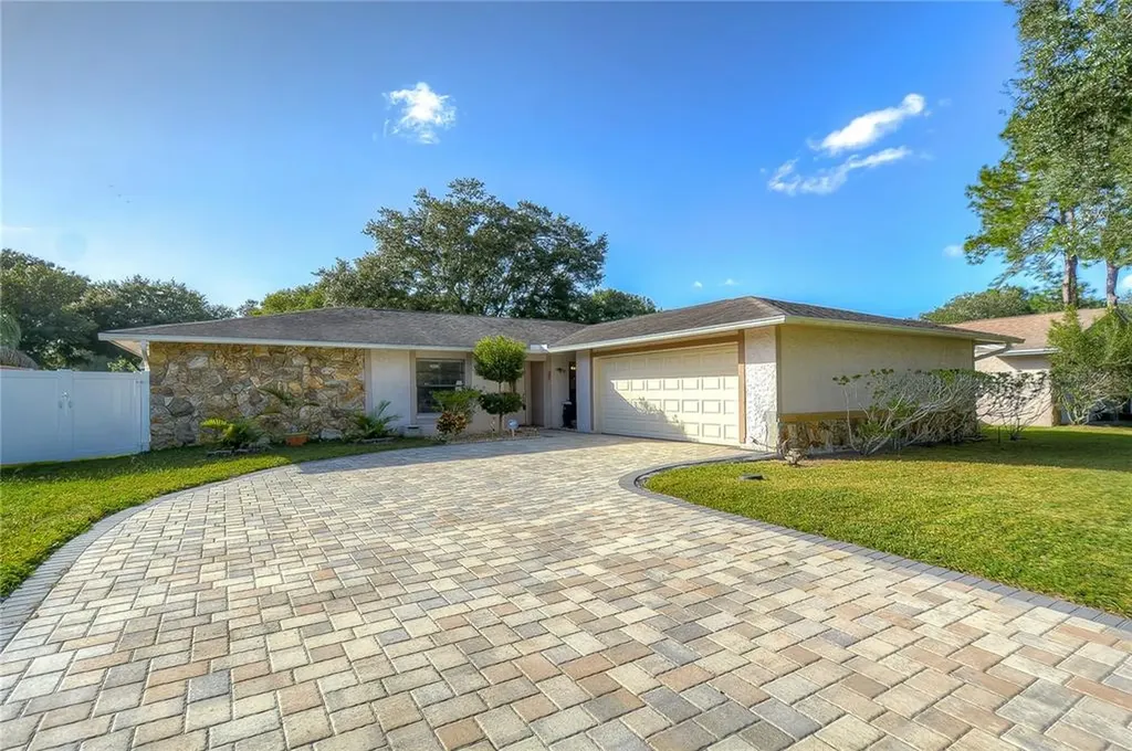 15524 Timberline Drive Tampa FL 33624