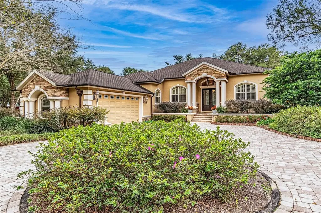 37506 Highridge Drive Dade City FL 33525