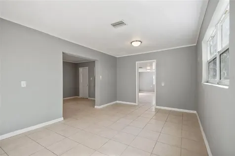 1608 E Kirby Street Tampa FL 33604