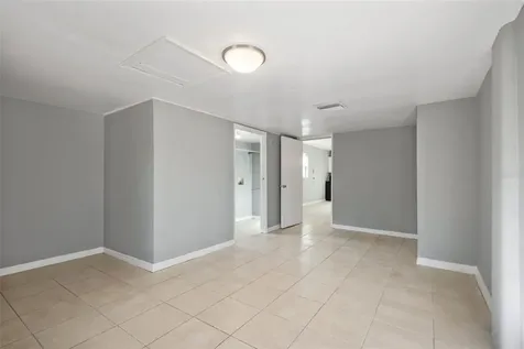 1608 E Kirby Street Tampa FL 33604
