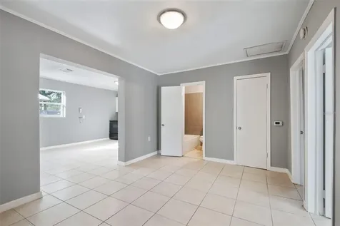 1608 E Kirby Street Tampa FL 33604