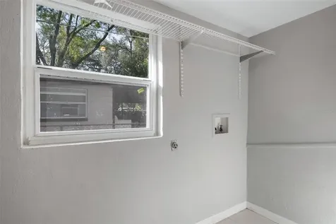 1608 E Kirby Street Tampa FL 33604
