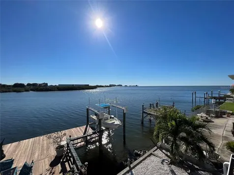 6538 Seaview Boulevard Hudson FL 34667