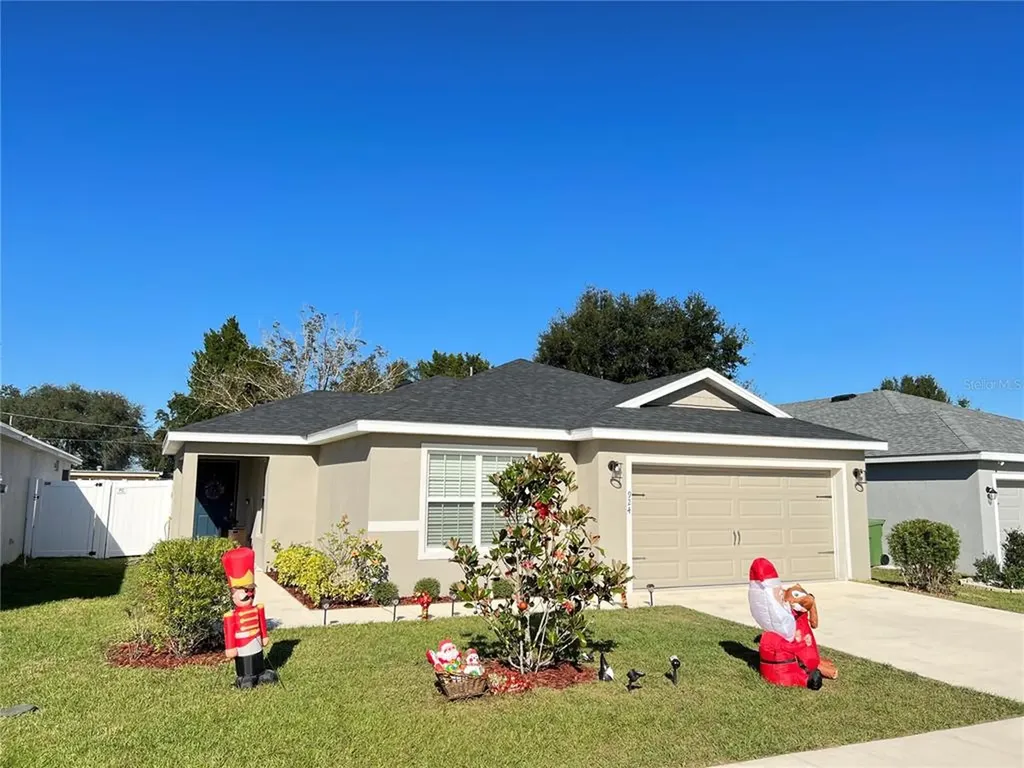 924 Orleans Drive Eagle Lake FL 33839