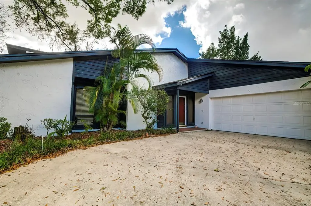 4502 Old Saybrook Avenue Tampa FL 33624