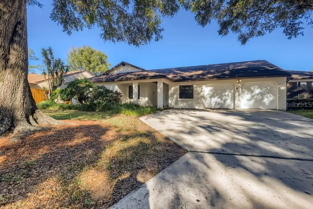 7249 Woodville Crescent Orlando FL 32819