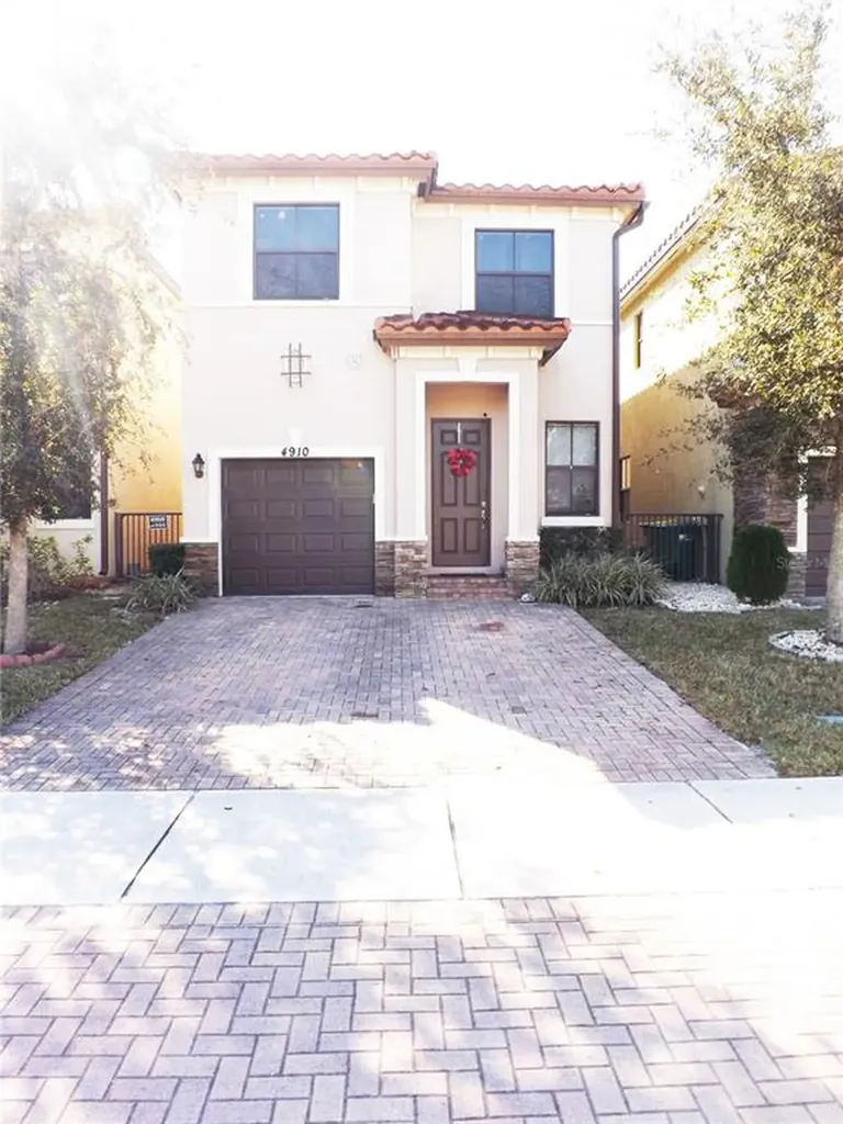 4910 NW 57th Court Tamarac FL 33319